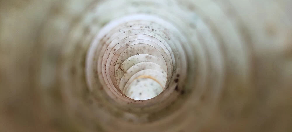 Deep White Large and Long Dirty Flexible Endless Round Plastic